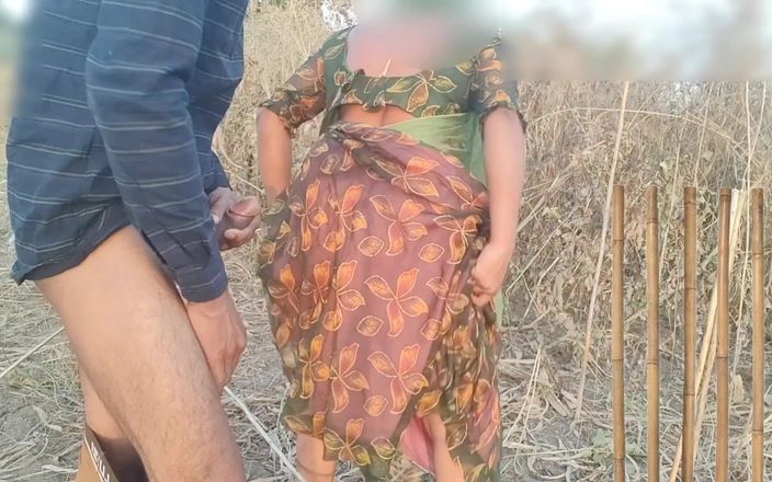 Village Maid's Anal Sex in the Jungle Desi Outdoor Anal