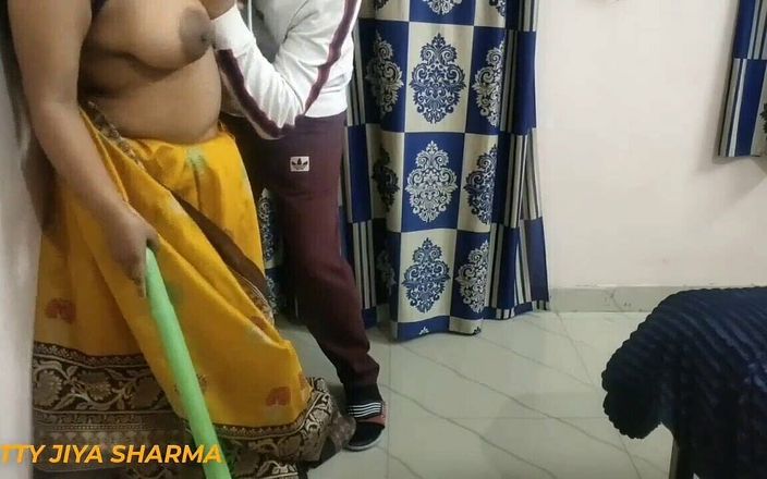 West Bengal kamwali Riya Ki Desi Fucking.