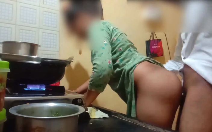 Wife Got Fucked in Kitchen While Cooking