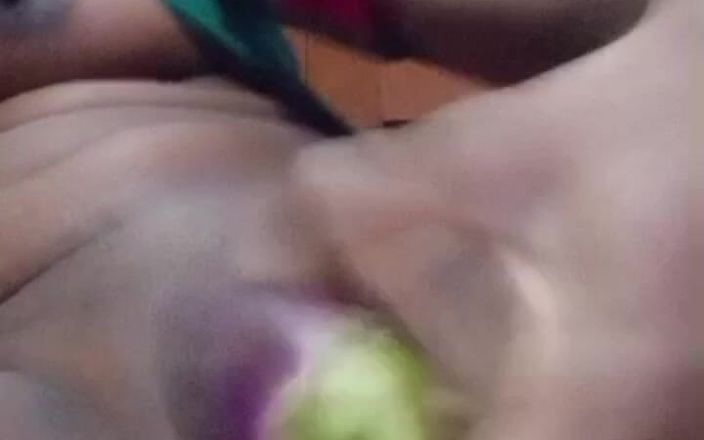 Young GF Masturbate Hard and Moaning Loudly