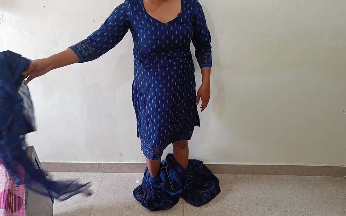 Young Indian Desi Village Girlfriend Had First Time Distressing Fuck with Boyfriend