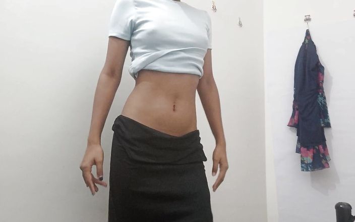 Young Pretty Indian Shows Her Big Tits and Hairy Pussy